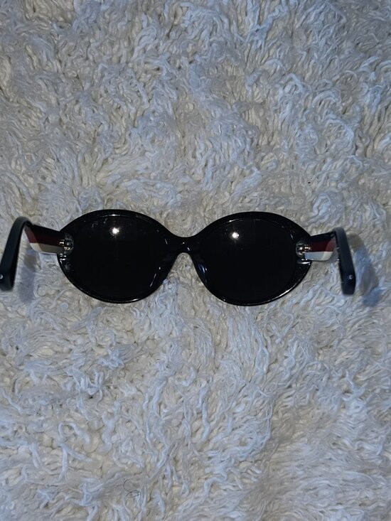 Gucci Oval Sunglasses  (GG0279SA)